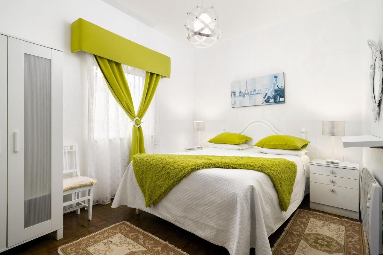 Casa Morais Bed & Breakfast Odeceixe Exterior photo